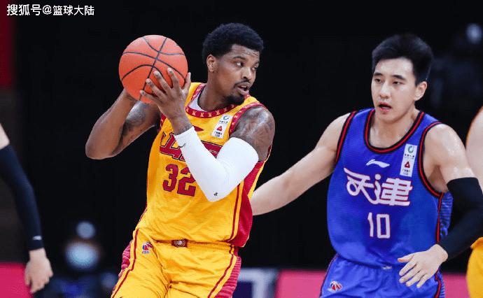 kaiyun开云-费德勒在热火比赛中出色发挥，持续失利引发热议！上演精彩一战的简单介绍